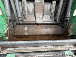 Volvo FM430 waste collection vehicle with 1 chamber