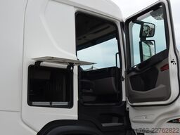 SCANIA R 450 XT / NAPĘD NA MOSTACH / 4X4 / 3582