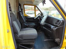 IVECO Daily 35S12 35-120 HiMatic Maxi Postkoffer Regal