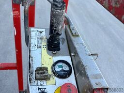 SkyJack SJ 16 - 6,75m Elektro Mastarbeitsbühne *Akkus NEU*