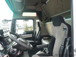 MAN TGX 26.470 tow truck / NEW galvanized pl