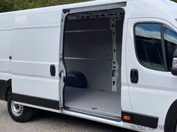 Peugeot Boxer Kasten 435 L4H2  180 AUT/NAvi/PDC