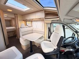 EURAMOBIL Profila T 720 QB *Queensbett-Automatik*