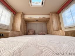 EURAMOBIL Profila T 720 QB *Queensbett-Automatik*