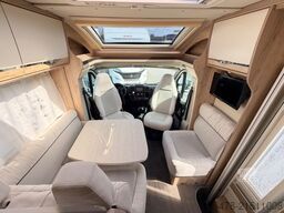 EURAMOBIL Profila T 720 QB *Queensbett-Automatik*