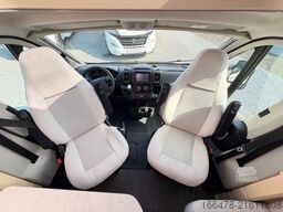 EURAMOBIL Profila T 720 QB *Queensbett-Automatik*