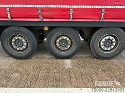 Schmitz Cargobull Curtainsider Standard