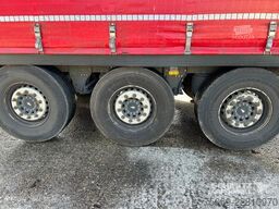 Schmitz Cargobull Curtainsider Standard