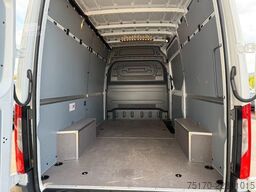 Mercedes-Benz Sprinter 317 CDI 9G 3665 AHK3,5to Schwingsitz