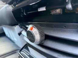 Mercedes-Benz Sprinter 317 CDI 9G 3665 AHK3,5to Schwingsitz