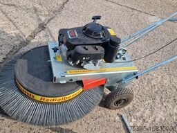 Westermann Radialbesen WR 870 mit Honda Motor