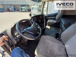 IVECO AS440S46T/FPLT mit Kipphydraulik