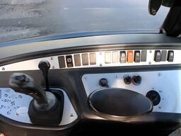 JCB 406 mit Schaufel + Gabel