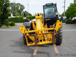 JCB 540-140 telescopic loader / 14 m range
