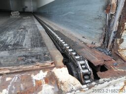 Jumbo Closed box trailer with chain system