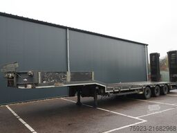 Nooteboom Semi low loader trailer
