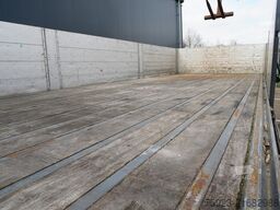 DAF CF 400 open box with Palfinger PK 17502 crane