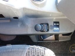 MERCEDES-BENZ Tourismo, 52 Sitze, Euro 5