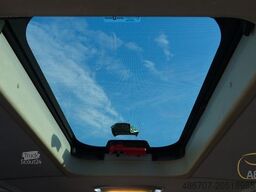 MERCEDES-BENZ Tourismo, 52 Sitze, Euro 5