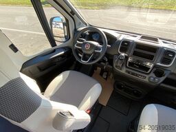 VANTOURER Van 600 L , mit Aufstelldach,Längsbetten,Automat