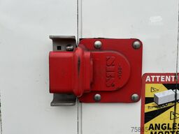 Fruehauf CNP 03 / Box / Laadklep / SAF Schijfrem