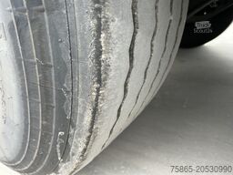 Fruehauf CNP 03 / Box / Laadklep / SAF Schijfrem