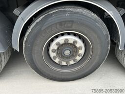 Fruehauf CNP 03 / Box / Laadklep / SAF Schijfrem