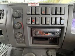 Skiploader 2023 VOLVO FL250 FL250