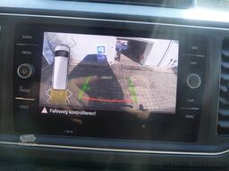 Volkswagen Crafter Kasten 35 MR 4Mot. Autom. ACC/LED/STDH/AHK/KAM