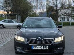 SKODA Superb Combi Style 4x4