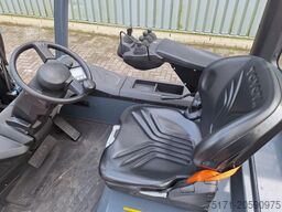 Toyota 9FBM70T Electric, 7 Tons Capacity, Lift Height 4.7