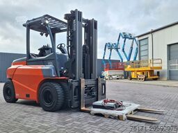 Toyota 9FBM70T Electric, 7 Tons Capacity, Lift Height 4.7