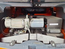 Toyota 9FBM70T Electric, 7 Tons Capacity, Lift Height 4.7