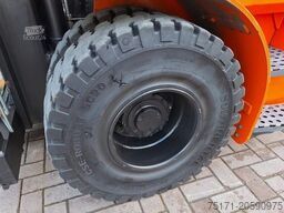 Toyota 9FBM70T Electric, 7 Tons Capacity, Lift Height 4.7