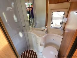 EURAMOBIL Terrestra A 570 HS, Hubstützen, AHK, SAT,Luftfed