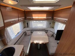 EURAMOBIL Terrestra A 570 HS, Hubstützen, AHK, SAT,Luftfed