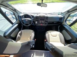 EURAMOBIL Terrestra A 570 HS, Hubstützen, AHK, SAT,Luftfed