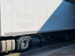 Mercedes-Benz Anhänger