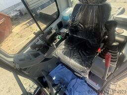 Takeuchi TB 225