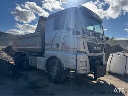 MAN TGX 26.580 6x4 Snowplow-Equipped Tipper Truck