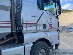 MAN TGX 26.580 6x4 Snowplow-Equipped Tipper Truck