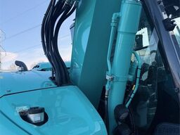 Kobelco SK75SR-7 excavator with rototilt, grab and 3 bucke