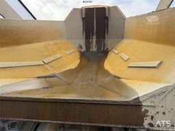 Moxy MT 26 6x6 dumper