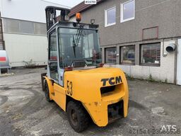 TCM FD50T9 5 ton truck