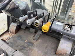 TCM FD50T9 5 ton truck