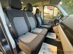 VOLKSWAGEN CRAFTER 2,0 TDI 9 SITZER KAMERA AHK KLIMA PDC