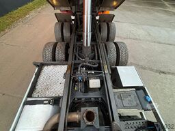 Volvo FH 16 750 6x4 RETARDER / BIG AXLES / BOX L=4496 mm