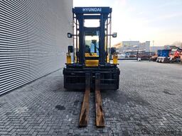 Hyundai 10.00-800 Hours!
