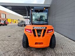 Doosan D80S-7 1585 Hours!