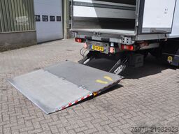 Volvo FE 250 4X2 ISOTHERM SLAAP-CABINE